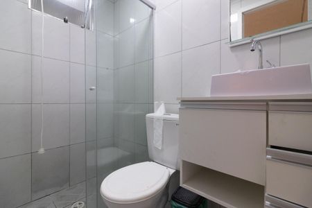 Banheiro de casa para alugar com 1 quarto, 35m² em Chácara Cruzeiro do Sul, São Paulo