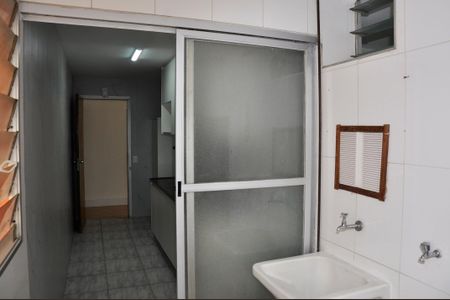 Apartamento para alugar com 79m², 3 quartos e 1 vagaÁrea de Serviço