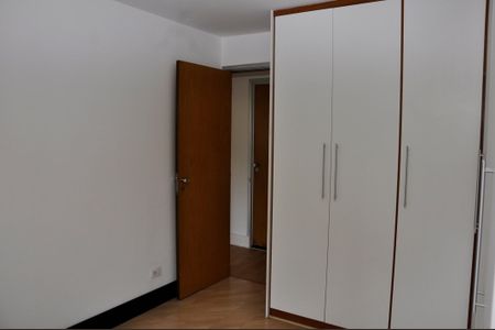 Apartamento para alugar com 79m², 3 quartos e 1 vagaQuarto 2