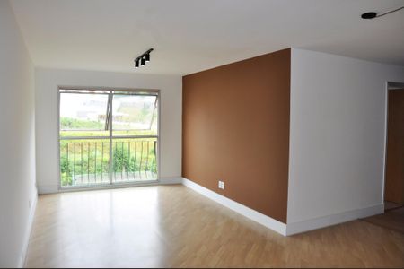 Sala  de apartamento para alugar com 3 quartos, 79m² em City América, São Paulo