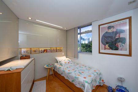 Apartamento à venda com 135m², 3 quartos e 1 vagaQuarto