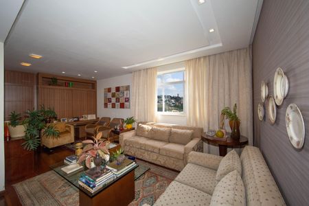 Apartamento à venda com 135m², 3 quartos e 1 vagaSala