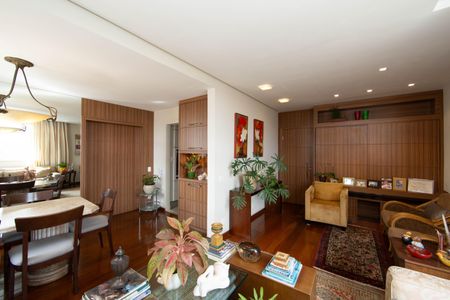 Apartamento à venda com 135m², 3 quartos e 1 vagaSala