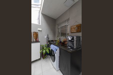 Casa de condomínio à venda com 72m², 2 quartos e 1 vaga Casa de condomínio à venda com 72m², 2 quartos e 1 vagaÁrea de Serviço e Churrasqueira