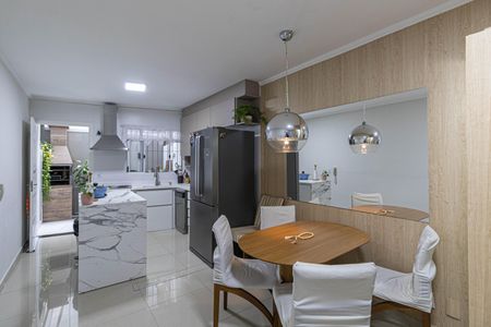 Casa de condomínio à venda com 72m², 2 quartos e 1 vaga Casa de condomínio à venda com 72m², 2 quartos e 1 vagaSala/Cozinha