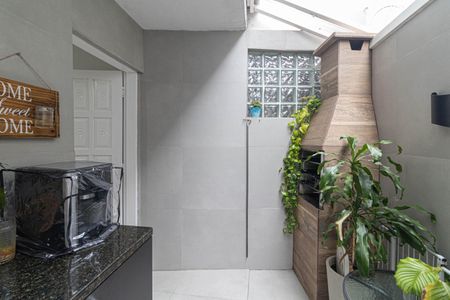 Casa de condomínio à venda com 72m², 2 quartos e 1 vaga Casa de condomínio à venda com 72m², 2 quartos e 1 vagaÁrea de Serviço e Churrasqueira