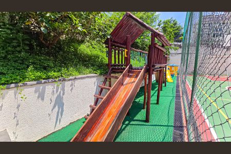 Apartamento para alugar com 65m², 3 quartos e 1 vagaÁrea comum - Playground