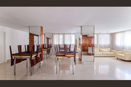 Apartamento para alugar com 65m², 3 quartos e 1 vagaÁrea comum - Salão de festas