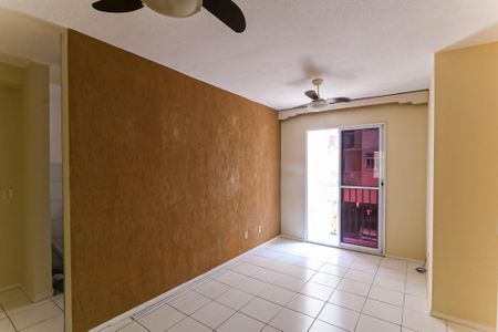 Apartamento para alugar com 65m², 3 quartos e 1 vagaSala