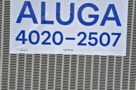 Studio para alugar com 24m², 1 quarto e sem vaga Studio para alugar com 24m², 1 quarto e sem vagaCQYR-231