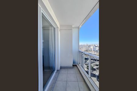 Varanda de kitnet/studio para alugar com 1 quarto, 24m² em Sé, São Paulo