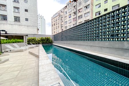 Área comum - Piscina de kitnet/studio para alugar com 1 quarto, 24m² em Sé, São Paulo