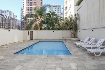 Apartamento à venda com 68m², 2 quartos e 1 vaga Apartamento à venda com 68m², 2 quartos e 1 vagaÁrea comum - Piscina