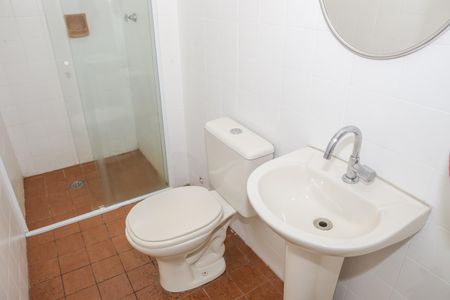 Apartamento à venda com 68m², 2 quartos e 1 vaga Apartamento à venda com 68m², 2 quartos e 1 vagaBanheiro