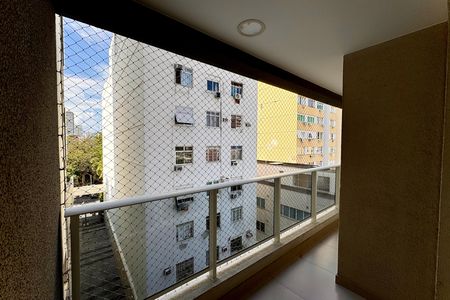 Apartamento para alugar com 75m², 3 quartos e 1 vaga