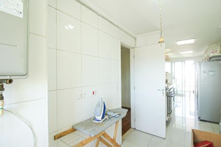 Apartamento para alugar com 147m², 3 quartos e 2 vagasÁrea de Serviço