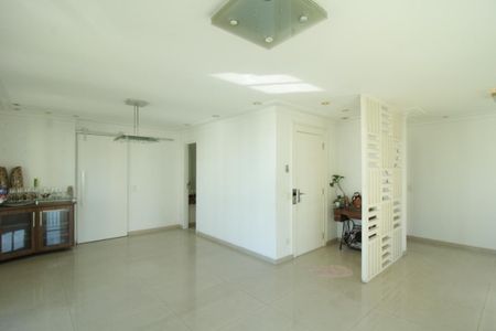 Sala de apartamento para alugar com 3 quartos, 147m² em Água Fria, São Paulo