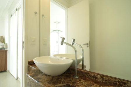 Apartamento para alugar com 147m², 3 quartos e 2 vagasLavabo