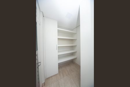 Apartamento para alugar com 110m², 3 quartos e 2 vagas Apartamento para alugar com 110m², 3 quartos e 2 vagasQuarto de Serviço