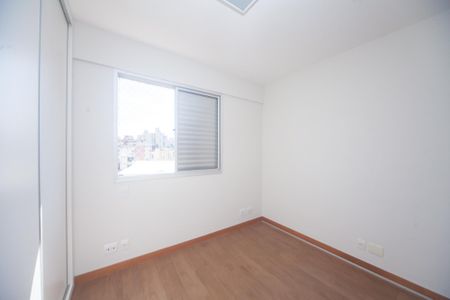 Apartamento para alugar com 110m², 3 quartos e 2 vagas Apartamento para alugar com 110m², 3 quartos e 2 vagasQuarto 2