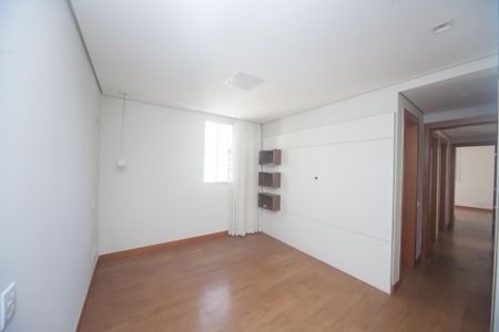 Apartamento para alugar com 110m², 3 quartos e 2 vagas Apartamento para alugar com 110m², 3 quartos e 2 vagasSuíte