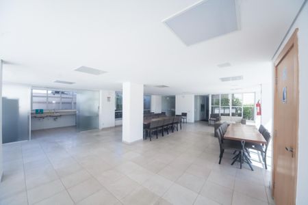 Apartamento para alugar com 110m², 3 quartos e 2 vagas Apartamento para alugar com 110m², 3 quartos e 2 vagasÁrea comum - Salão de festas