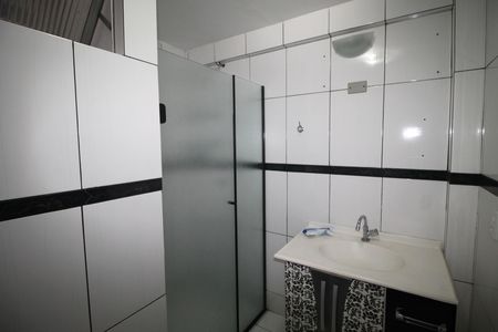Banheiro social de apartamento para alugar com 2 quartos, 113m² em Boa Vista, Curitiba