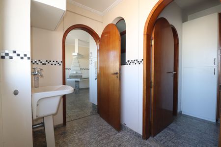 Apartamento à venda com 130m², 3 quartos e 2 vagasÁrea de Serviço