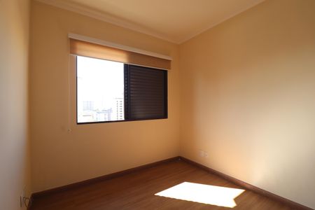 Apartamento à venda com 130m², 3 quartos e 2 vagasQuarto 