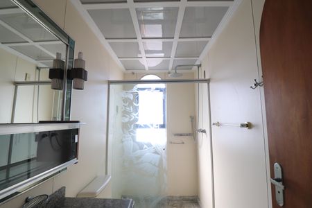 Apartamento à venda com 130m², 3 quartos e 2 vagasBanheiro Social