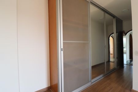 Apartamento à venda com 130m², 3 quartos e 2 vagasSuíte