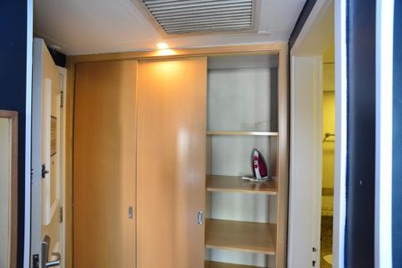 Studio à venda com 40m², 1 quarto e 1 vaga Studio à venda com 40m², 1 quarto e 1 vagaHall de Entrada