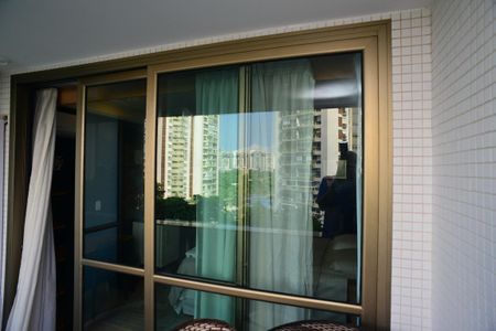 Studio à venda com 40m², 1 quarto e 1 vaga Studio à venda com 40m², 1 quarto e 1 vagaVaranda