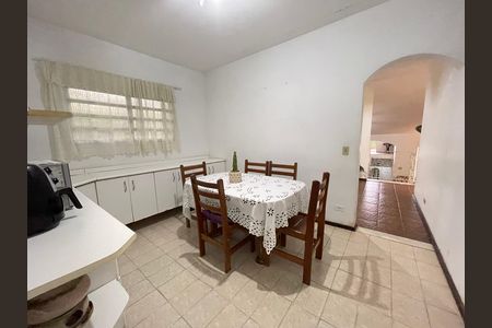 Casa para alugar com 917m², 3 quartos e 5 vagas Casa para alugar com 917m², 3 quartos e 5 vagasSala de Jantar