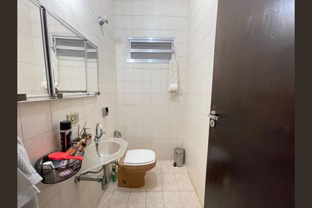 Casa para alugar com 917m², 3 quartos e 5 vagas Casa para alugar com 917m², 3 quartos e 5 vagasBanheiro de serviço