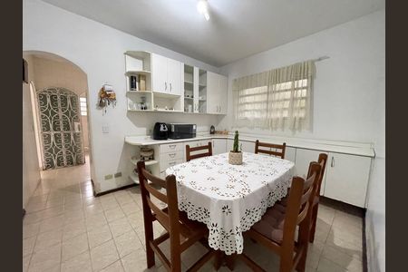 Casa para alugar com 917m², 3 quartos e 5 vagas Casa para alugar com 917m², 3 quartos e 5 vagasSala de Estar