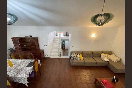 Casa para alugar com 917m², 3 quartos e 5 vagas Casa para alugar com 917m², 3 quartos e 5 vagasSala de Estar