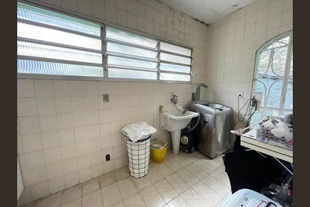 Casa para alugar com 917m², 3 quartos e 5 vagas Casa para alugar com 917m², 3 quartos e 5 vagasÁrea de Serviço