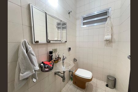 Casa para alugar com 917m², 3 quartos e 5 vagas Casa para alugar com 917m², 3 quartos e 5 vagasBanheiro de serviço