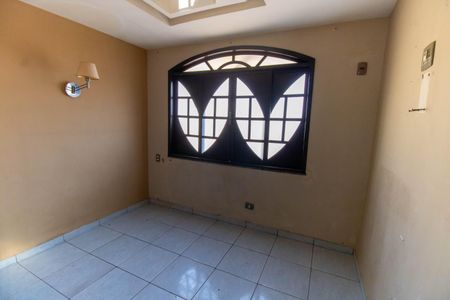 Casa para alugar com 165m², 3 quartos e sem vagaSuíte 2