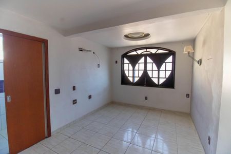 Casa para alugar com 165m², 3 quartos e sem vagaSuíte 1