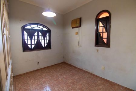 Casa para alugar com 165m², 3 quartos e sem vagaQuarto