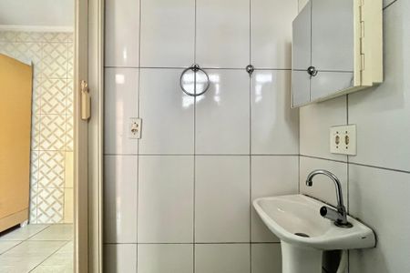 Banheiro de kitnet/studio para alugar com 1 quarto, 20m² em Jabaquara, São Paulo