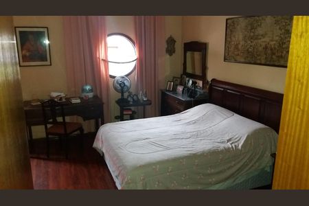 Quarto de casa à venda com 3 quartos, 400m² em Jardim Morumbi, São Paulo