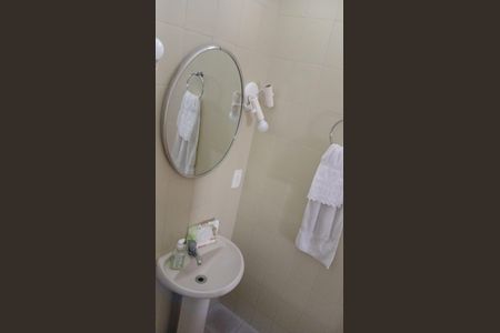 Banheiro de casa à venda com 3 quartos, 400m² em Jardim Morumbi, São Paulo