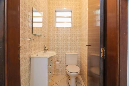 Casa à venda com 185m², 4 quartos e 2 vagasLavabo