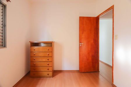 Casa à venda com 185m², 4 quartos e 2 vagasQuarto 2