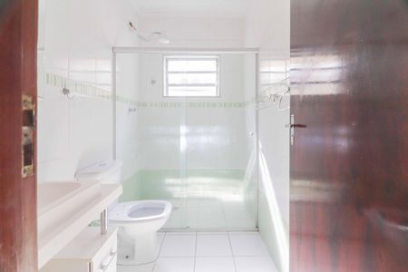 Casa à venda com 185m², 4 quartos e 2 vagasBanheiro