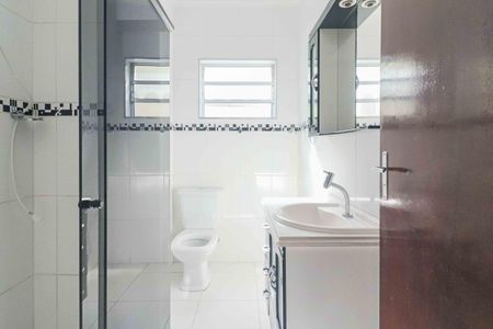 Casa à venda com 185m², 4 quartos e 2 vagasSuíte Banheiro