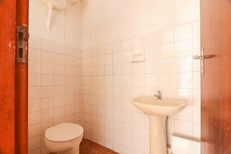 Casa à venda com 185m², 4 quartos e 2 vagasBanheiro de Serviço